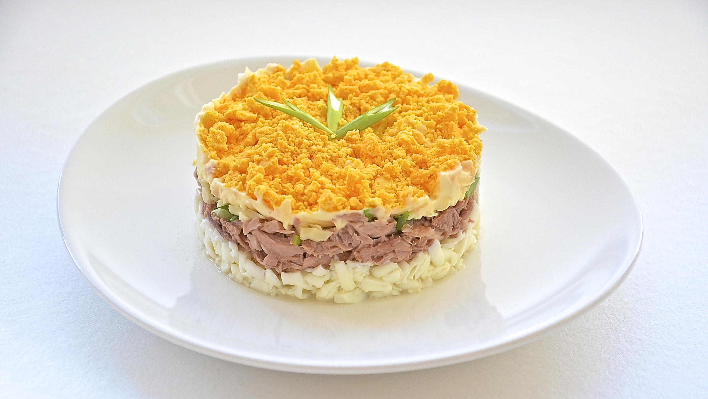 Салат мимоза с горбушей классический рецепт с фото пошагово с сыром