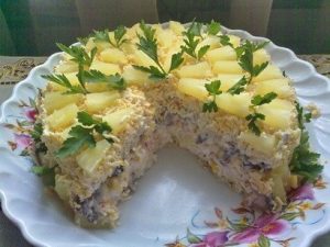 Рецепт «Салат куриный с ананасом»