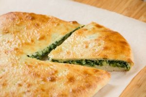 Осетинский пирог с сыром и зеленью приготовление