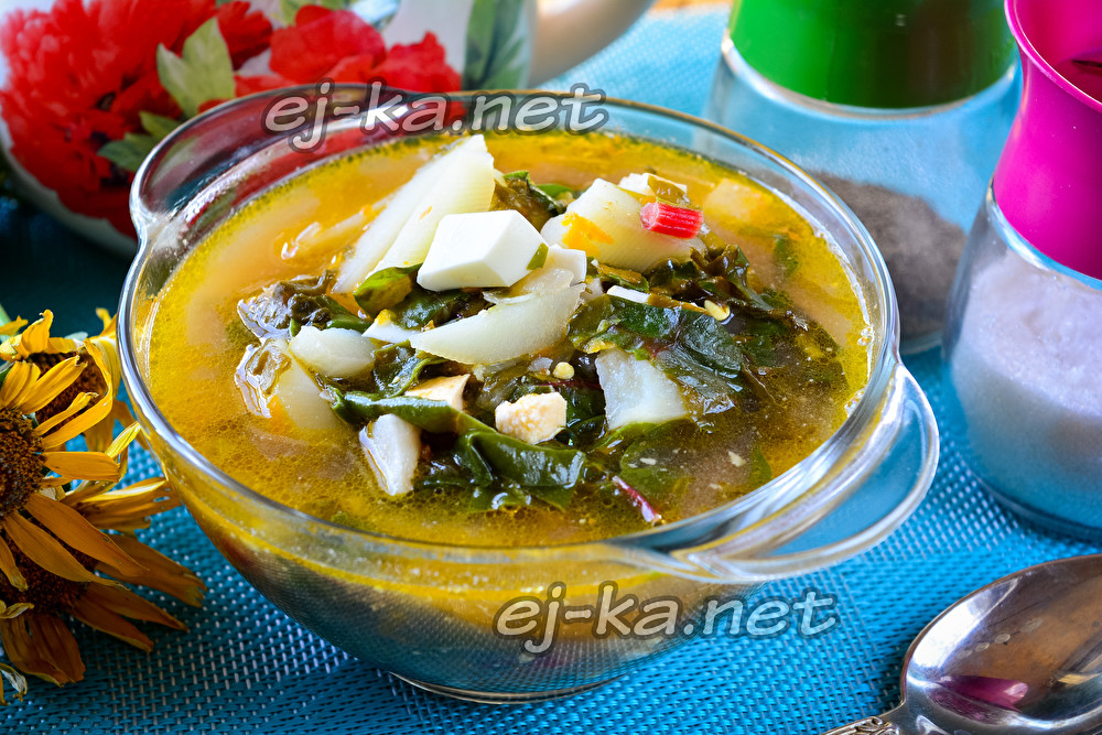 Зеленый суп с щавелем