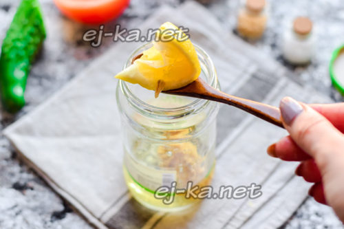 добавить сок лимона
