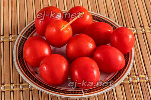 подготовленные помидоры