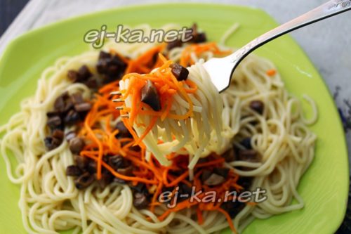 спагетти с грибами