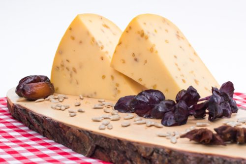 Сыр с пажитником полезные свойства и противопоказания