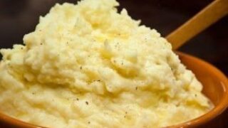 Миниатюра к статье 9 уникальных рецептов картофельного пюре