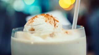 Рецепты молочного коктейля с мороженым